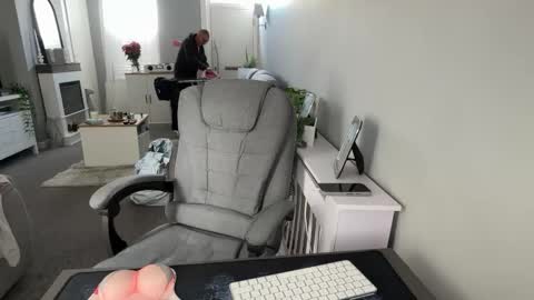 Snapshot of mtb1697 chatting on 10-06-25, 08:56 mtb1697 online show from 10-06-25, 08:56