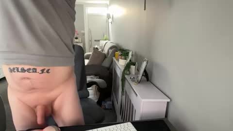 Snapshot of mtb1697 chatting on 10-21-25, 11:33 mtb1697 online show from 10-21-25, 11:33