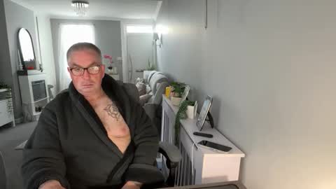 Snapshot of mtb1697 chatting on 10-22-25, 08:36 mtb1697 online show from 10-22-25, 08:36