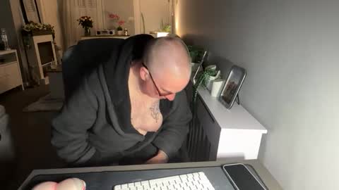 Snapshot of mtb1697 chatting on 01-12-26, 10:26 mtb1697 online show from 01-12-26, 10:26