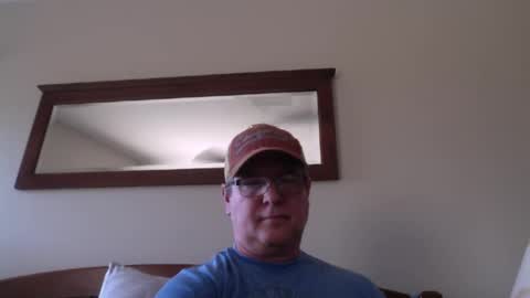 Snapshot of mtbrdr73 chatting on 11-29-25, 10:02 mtbrdr73 online show from 11-29-25, 10:02