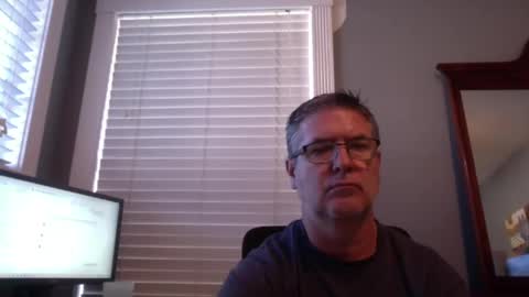 Snapshot of mtbrdr73 chatting on 12-15-25, 08:57 mtbrdr73 online show from 12-15-25, 08:57