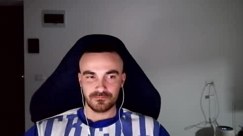 Victor online show from 01-27-25, 04:43