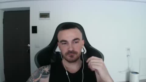 Victor online show from 02-17-25, 07:37