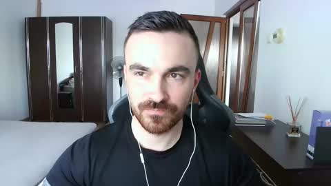Victor online show from 05-14-26, 12:23