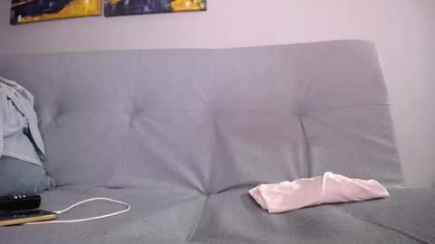 Snapshot of mucholover chatting on 01-19-25, 01:00 mucholover online show from 01-19-25, 01:00