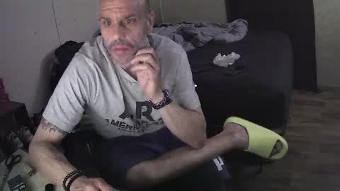 Muffdiver online show from 03-13-26, 04:52