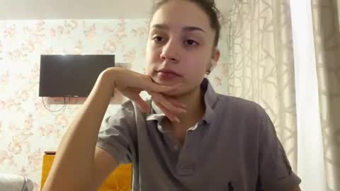 Snapshot of muibuzick chatting on 02-18-26, 06:09 Tia online show from 02-18-26, 06:09