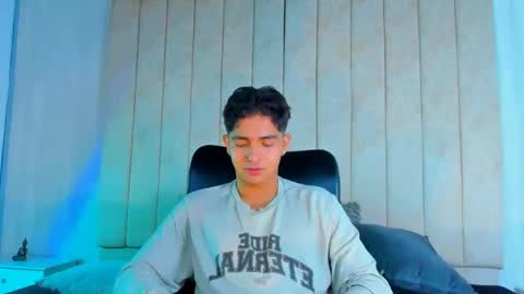 muichiro tokito1 online show from 01-28-25, 07:22