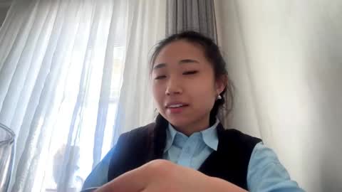 Mia online show from 03-18-26, 04:26