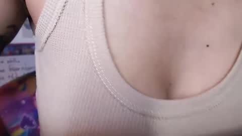 JESSICA online show from 01-25-25, 05:08