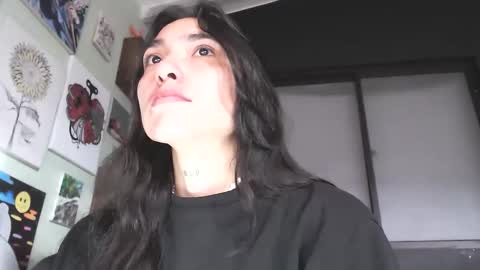 JESSICA online show from 04-17-26, 12:19