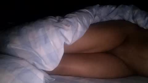 Snapshot of mulato44 chatting on 02-14-25, 01:02 Laly online show from 02-14-25, 01:02