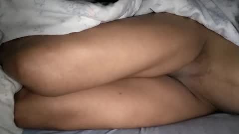 Snapshot of mulato44 chatting on 03-05-25, 07:38 Laly online show from 03-05-25, 07:38