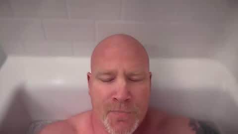 Snapshot of multipopper chatting on 11-10-25, 12:31 multipopper online show from 11-10-25, 12:31