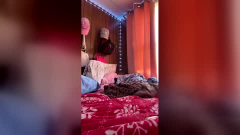 mumnxdor online show from 03-28-26, 06:40