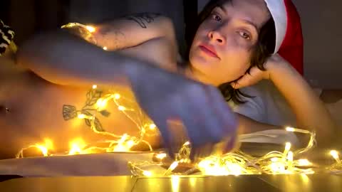   online show from 12-18-24, 10:19