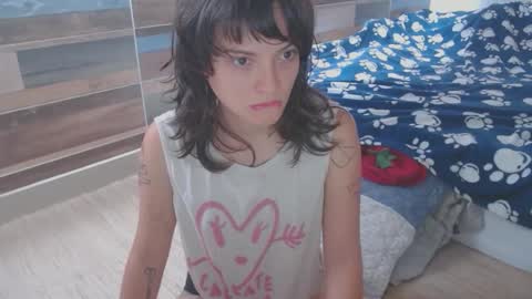   online show from 09-21-25, 03:57