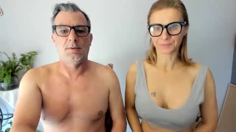 LOVELY JULIA  Peter DAY online show from 01-19-25, 09:22