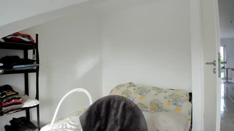 Snapshot of munishpunish chatting on 05-31-26, 06:31 LOVELY JULIA Peter DAY online show from 05-31-26, 06:31