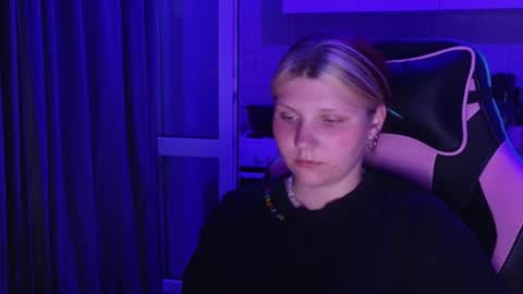 Milana online show from 06-23-26, 03:54