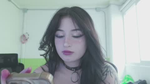 kimi- independent model online show from 06-21-26, 11:29