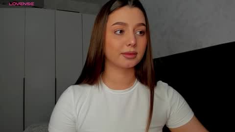 Kaya online show from 12-22-25, 11:02