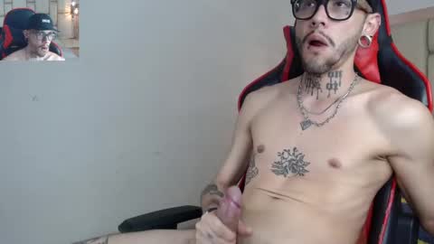 Snapshot of murdockh chatting on 12-22-24, 06:49 murdok online show from 12-22-24, 06:49