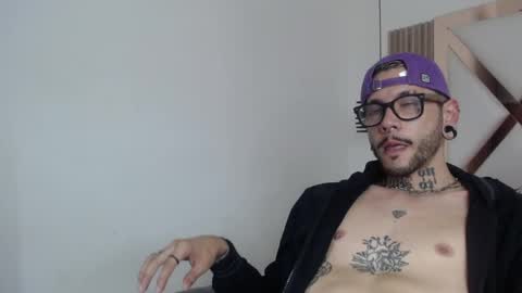 Snapshot of murdockh chatting on 02-18-25, 08:59 murdok online show from 02-18-25, 08:59