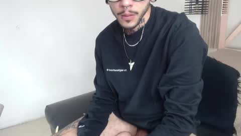 Snapshot of murdockh chatting on 03-07-25, 08:23 murdok online show from 03-07-25, 08:23