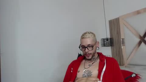 Snapshot of murdockh chatting on 03-11-25, 07:58 murdok online show from 03-11-25, 07:58