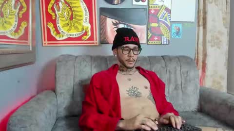 Snapshot of murdockh chatting on 09-30-25, 03:22 murdok online show from 09-30-25, 03:22