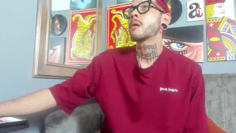 Snapshot of murdockh chatting on 10-18-25, 03:09 murdok online show from 10-18-25, 03:09