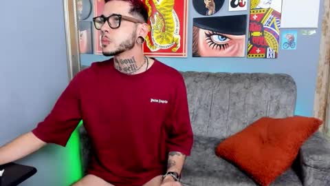 Snapshot of murdockh chatting on 11-15-25, 05:49 murdok online show from 11-15-25, 05:49