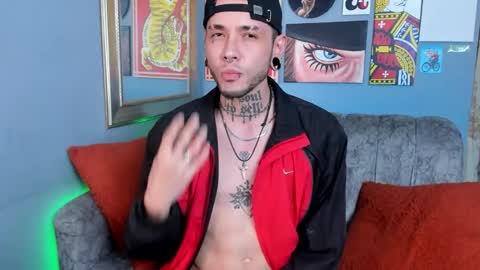 Snapshot of murdockh chatting on 11-22-25, 07:18 murdok online show from 11-22-25, 07:18