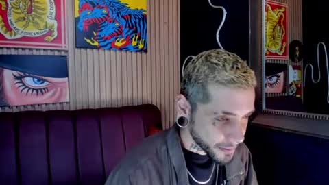 Snapshot of murdockh chatting on 06-15-26, 05:53 murdok online show from 06-15-26, 05:53