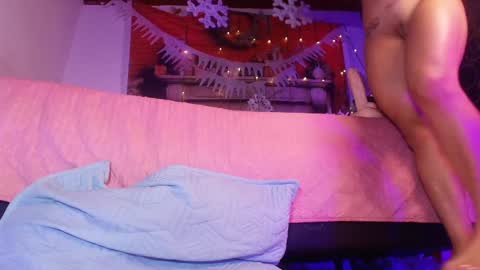 Snapshot of muriel_belovv chatting on 12-22-24, 06:17 Tell me Sofi online show from 12-22-24, 06:17