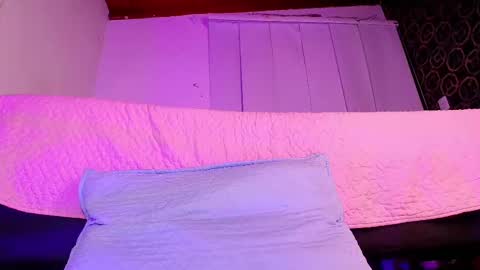 Snapshot of muriel_belovv chatting on 02-27-25, 09:11 Tell me Sofi online show from 02-27-25, 09:11