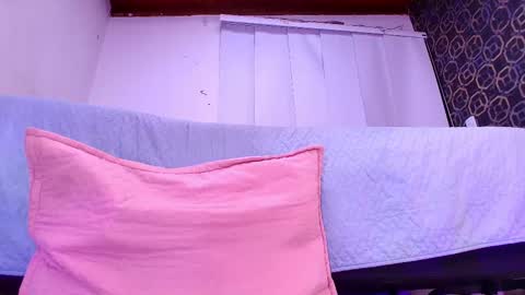 Snapshot of muriel_belovv chatting on 03-05-25, 09:16 Tell me Sofi online show from 03-05-25, 09:16