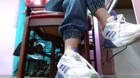 Muriel online show from 03-03-26, 02:07