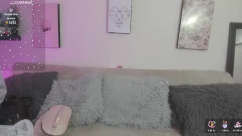 Snapshot of muriell_69 chatting on 10-27-25, 09:19 muriell_69 online show from 10-27-25, 09:19