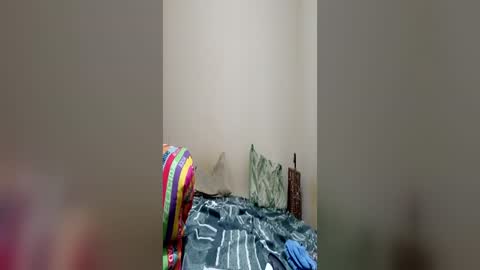 Snapshot of murillo7 chatting on 06-22-26, 04:04 murillo7 online show from 06-22-26, 04:04