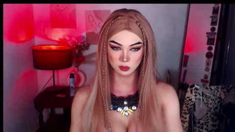 Snapshot of murphy_bitches chatting on 10-27-25, 05:28 MURPHY online show from 10-27-25, 05:28