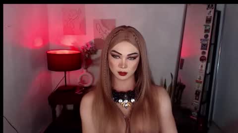 Snapshot of murphy_bitches chatting on 10-31-25, 05:03 MURPHY online show from 10-31-25, 05:03