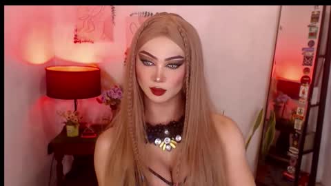 Snapshot of murphy_bitches chatting on 11-04-25, 03:44 MURPHY online show from 11-04-25, 03:44