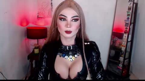 Snapshot of murphy_bitches chatting on 11-16-25, 07:08 MURPHY online show from 11-16-25, 07:08