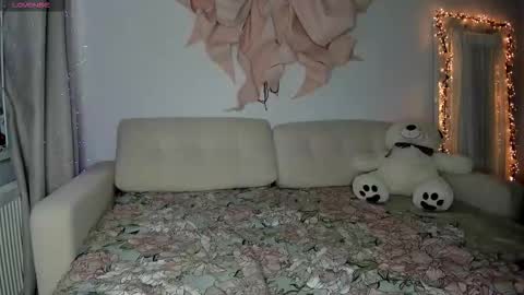 Enn online show from 12-19-25, 02:35