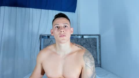 Snapshot of muscle_king_cum chatting on 01-30-25, 03:29 muscle_king_cum online show from 01-30-25, 03:29