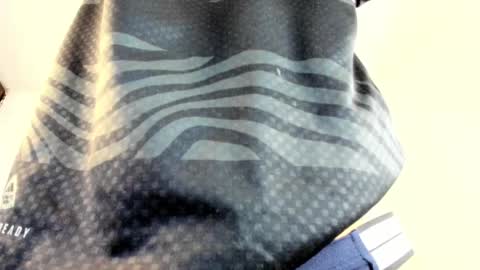 Snapshot of muscle_man07 chatting on 11-25-25, 01:16 Muscle Man online show from 11-25-25, 01:16