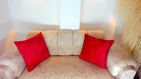 Snapshot of muscle_myke chatting on 12-21-24, 02:58 myke online show from 12-21-24, 02:58